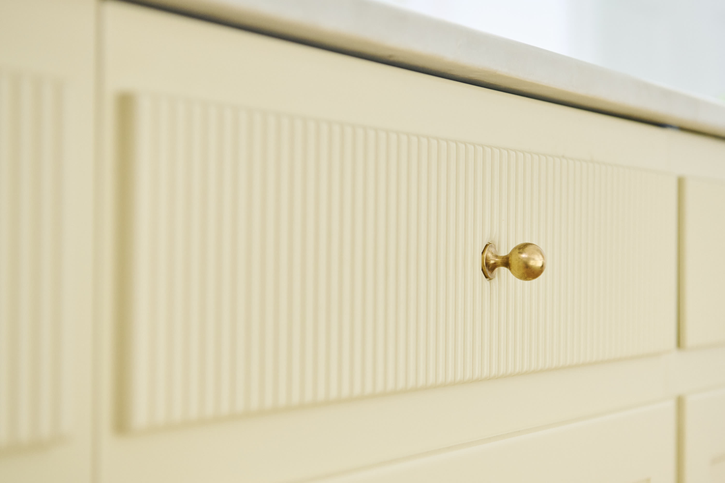 Detail of the fluted fronts