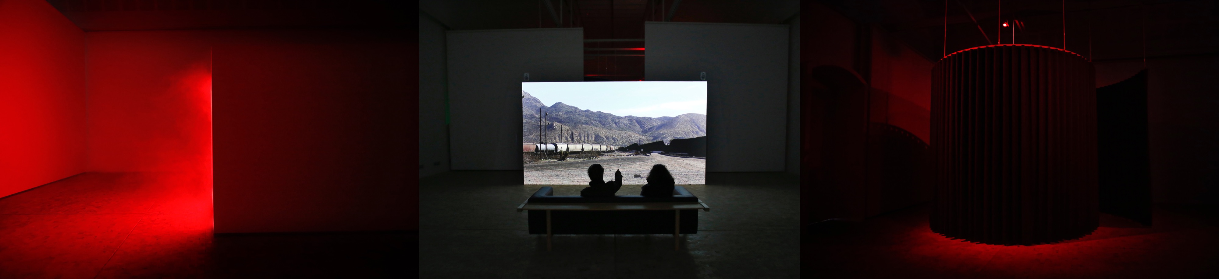 The exhibition Mellem Rum by Jacob Kirkegaard